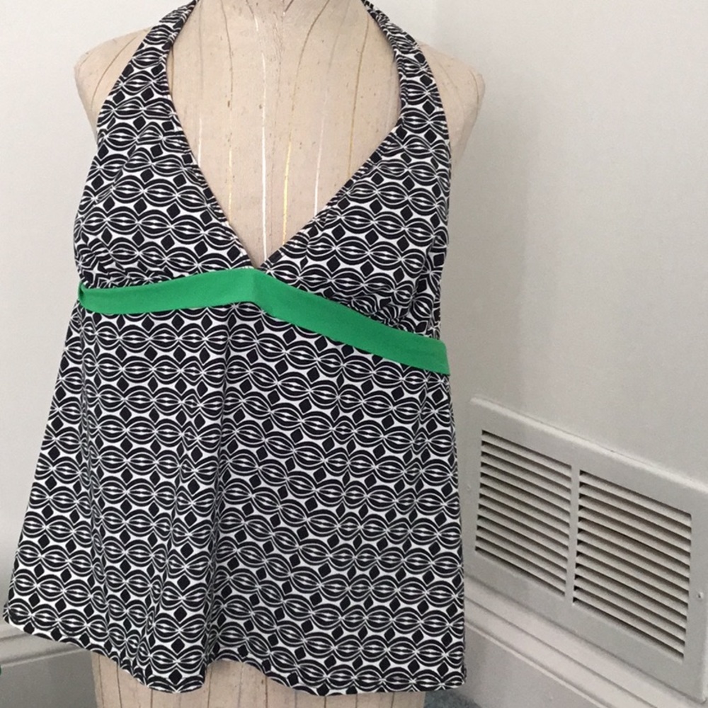 $5/20 Tankini top by Kenneth Cole like new !